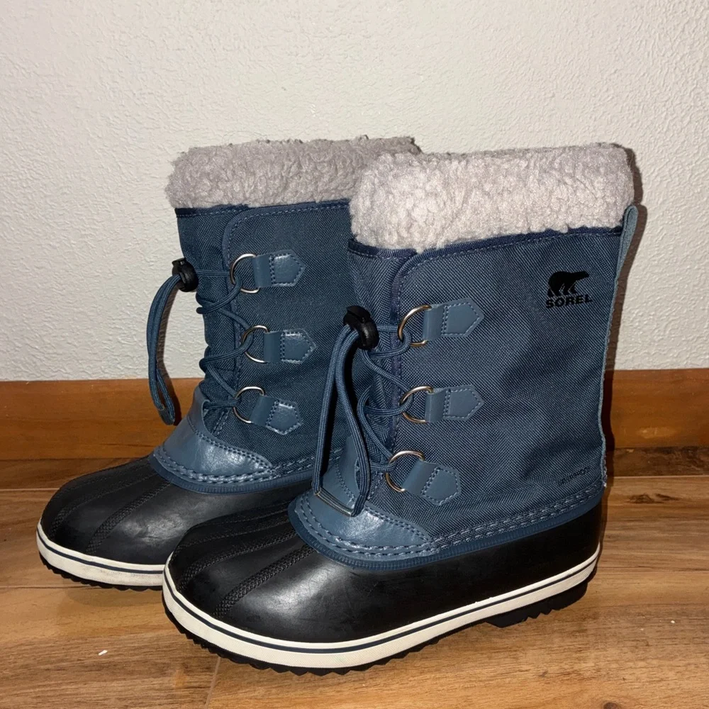 Sorel Yoot Pac Nylon Winter Boots Blue/Black - big kids size 5, fits womens 6.5